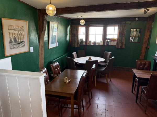 The Snug DUKE OF MARLBOROUGH